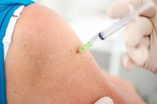 Czy przychodnia może przekazać sanepidowi dane o braku obowiązkowych szczepień