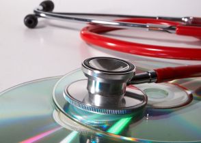 Czy przegranie wyniku badania cyfrowego na płytę CD stanowi udostępnienie dokumentacji medycznej