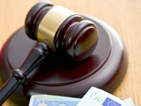 Zadośćuczynienie za trwałe oszpecenie: wyrok 150 tys. zł po zabiegu stomatologicznym