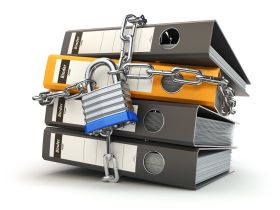 Bezpieczeństwo przechowywania dokumentacji w postaci elektronicznej w małych placówkach