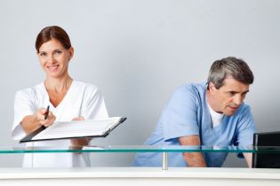 Rezygnacja z wyboru lekarza/pielęgniarki POZ – co powinna zawierać
