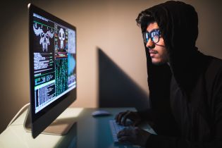 Jak zmniejszyć ryzyko ataków ransomware w placówkach medycznych