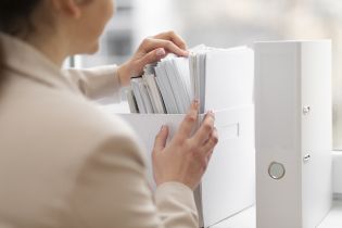 Co zrobić z dokumentacją medyczną po zmianie lekarza rodzinnego w POZ?